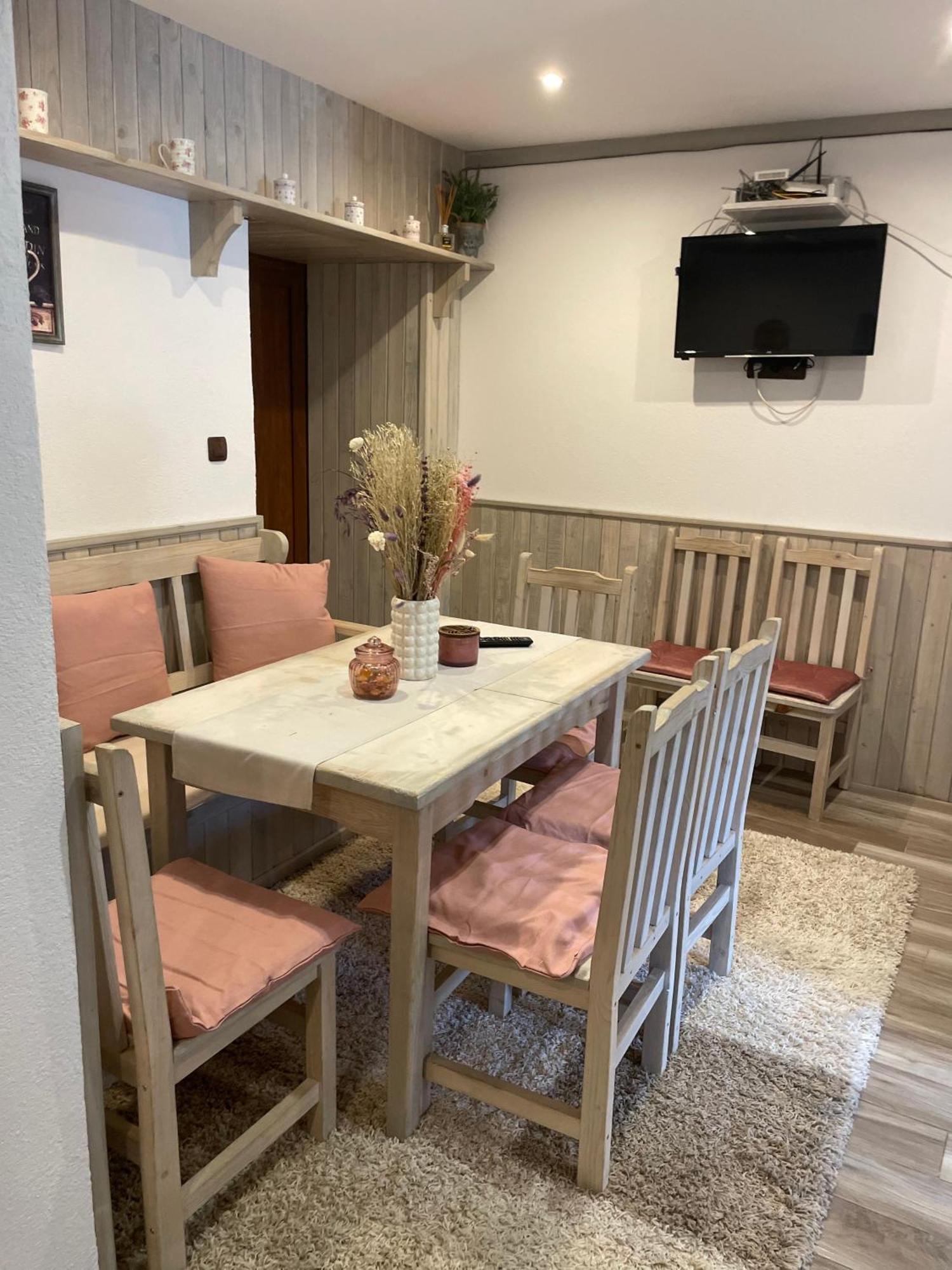 Guest House Holiday In Melnik 외부 사진